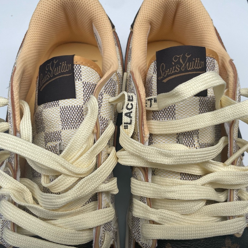 Louis Vuitton Men’s Low-Top Sneakers in Beige/Brown - Picture 4 of 11